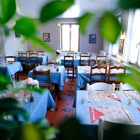 Des 3 Lacs بيت ريفي